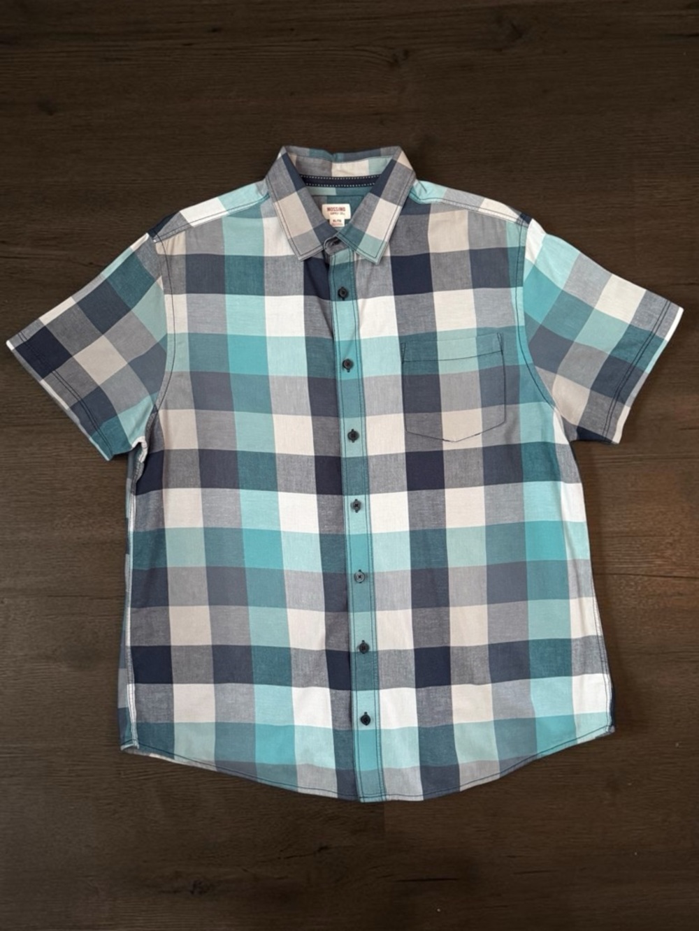 Men’s Button Down Shirt Bundle - Picture 5 of 8